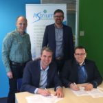 Het contract voor Astrium Overheidsaccountants wordt ondertekend door ANG en Astrium.