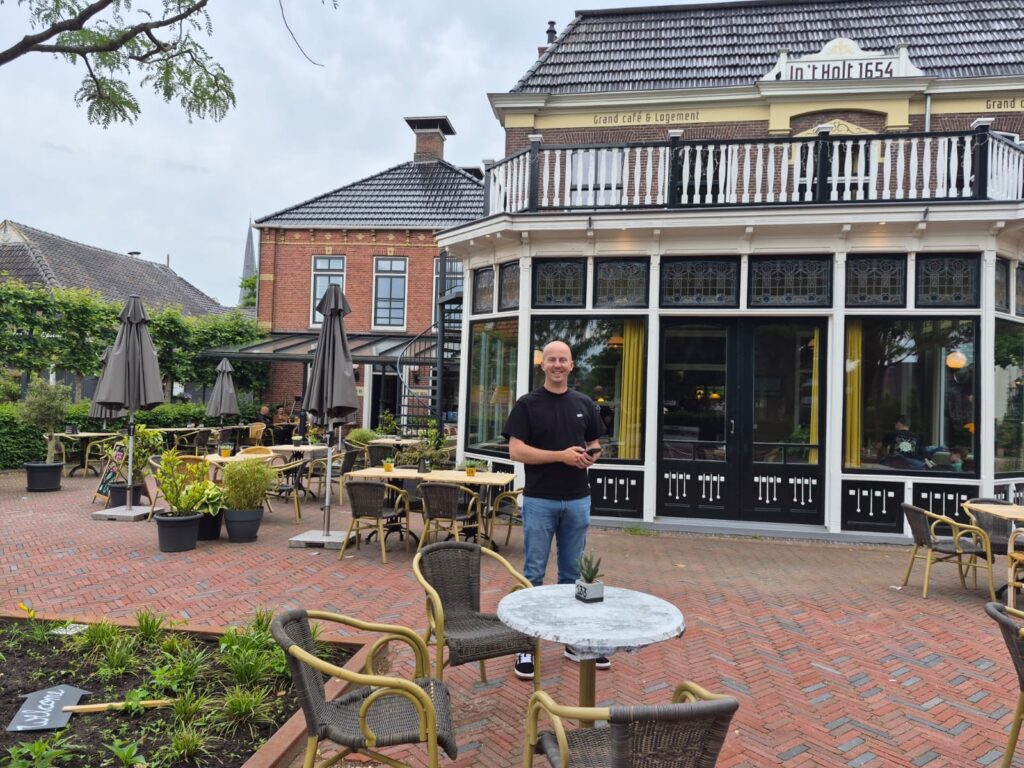 ANG'er Troy de Korte met de R-App